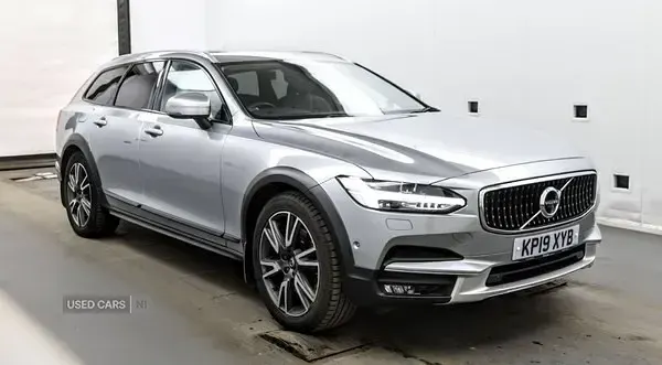 Usado Volvo V90 CC Pro 2019 Prateado Carrinha