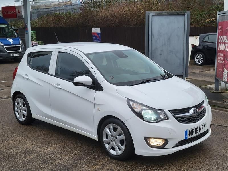 Second-hand Vauxhall Viva 75 CP (55 kW) 2016 Alb Hatchback