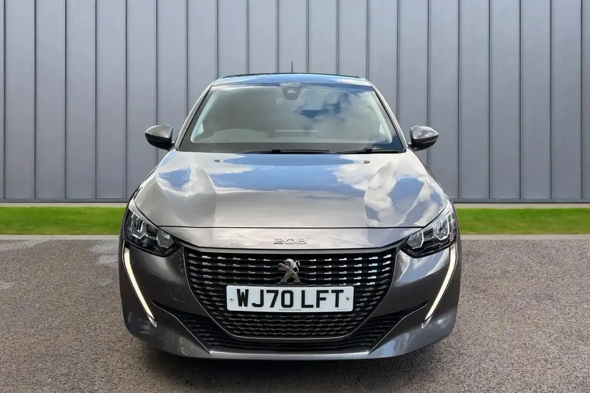 Used Peugeot 208 Allure Premium 99 HP (72 kW) 2020 Grey Hatchback