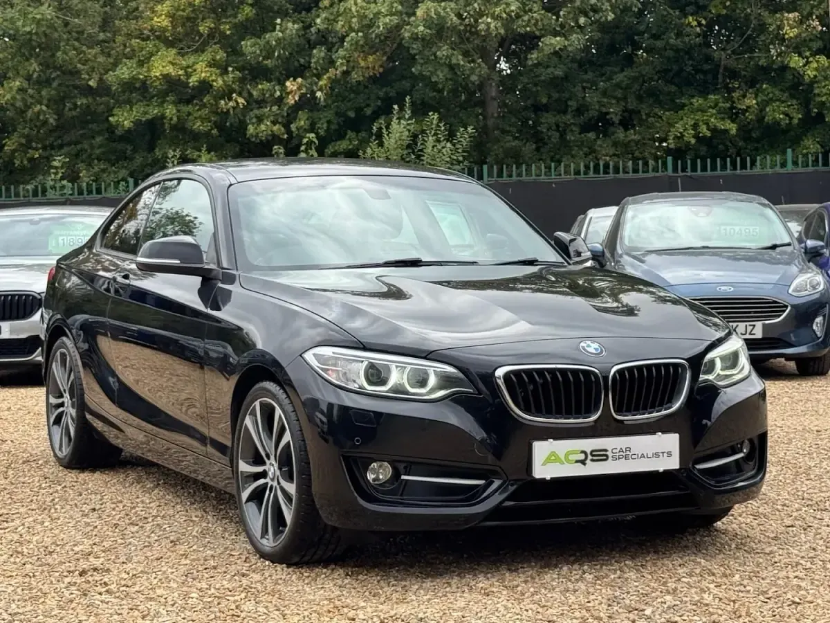 Used BMW 220 Sport Line 181 HP (133 kW) 2015 Black Coupe