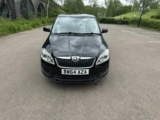 Used Skoda Fabia SE 69 HP (50 kW) 2015 Black Hatchback