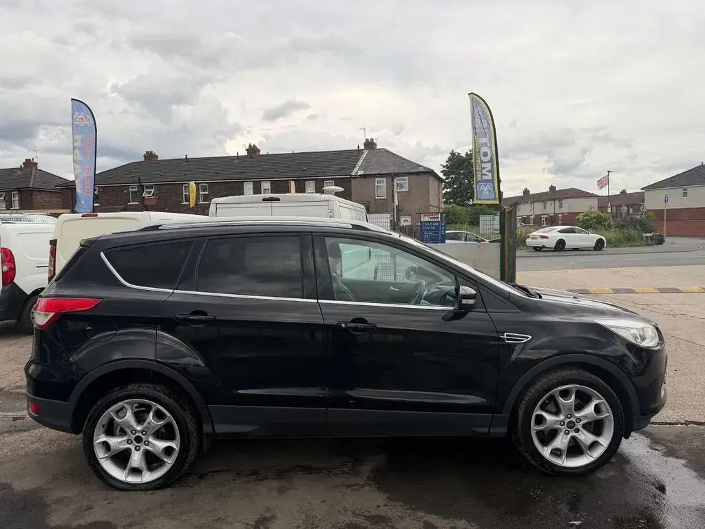 Used Ford Kuga Titanium 163 HP (119 kW) 2014 Black SUV
