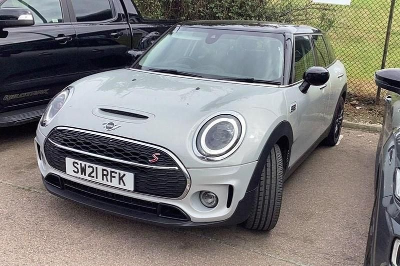 Silver Used 2021 Mini Cooper Clubman Classic Estate | £17,200 (Fair price) - Image 1/1