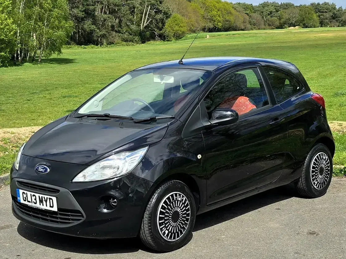 Used Ford Ka 69 HP (50 kW) 2013 Black Hatchback