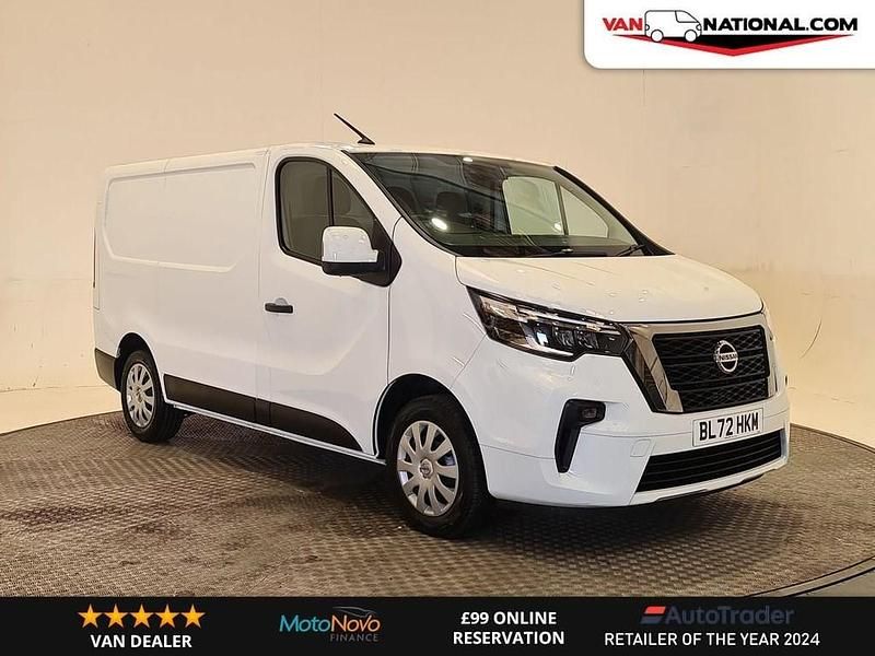 White Used 2023 Nissan Primastar Acenta MPV | £14,690 (Fair price) - Image 1/3
