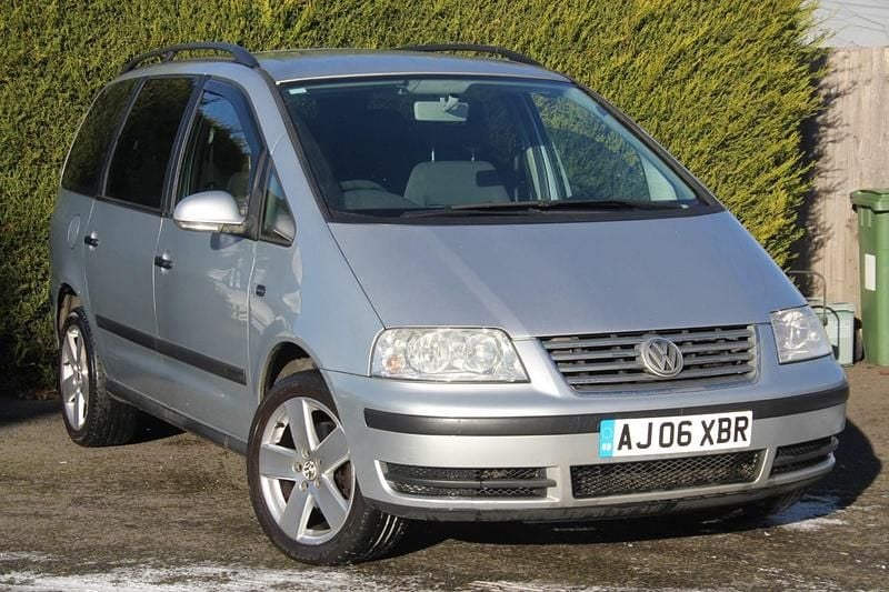 Reflex silver metallic Used 2006 VW Sharan S MPV | £1,250 - Image 1/4
