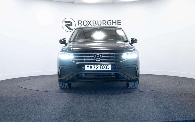 Used VW Tiguan Allspace Life 150 HP (110 kW) 2022 Black SUV