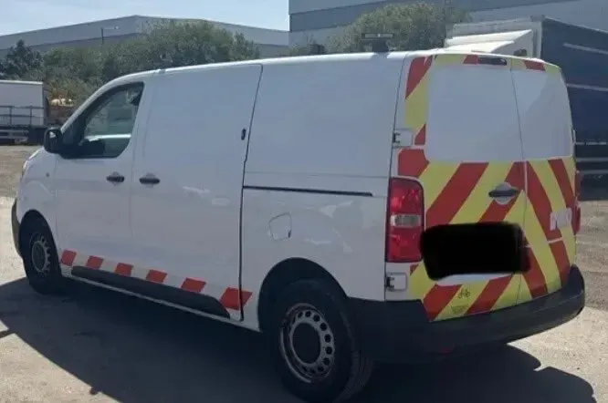 Used Vauxhall Vivaro Edition 100 HP (73 kW) 2019 White MPV