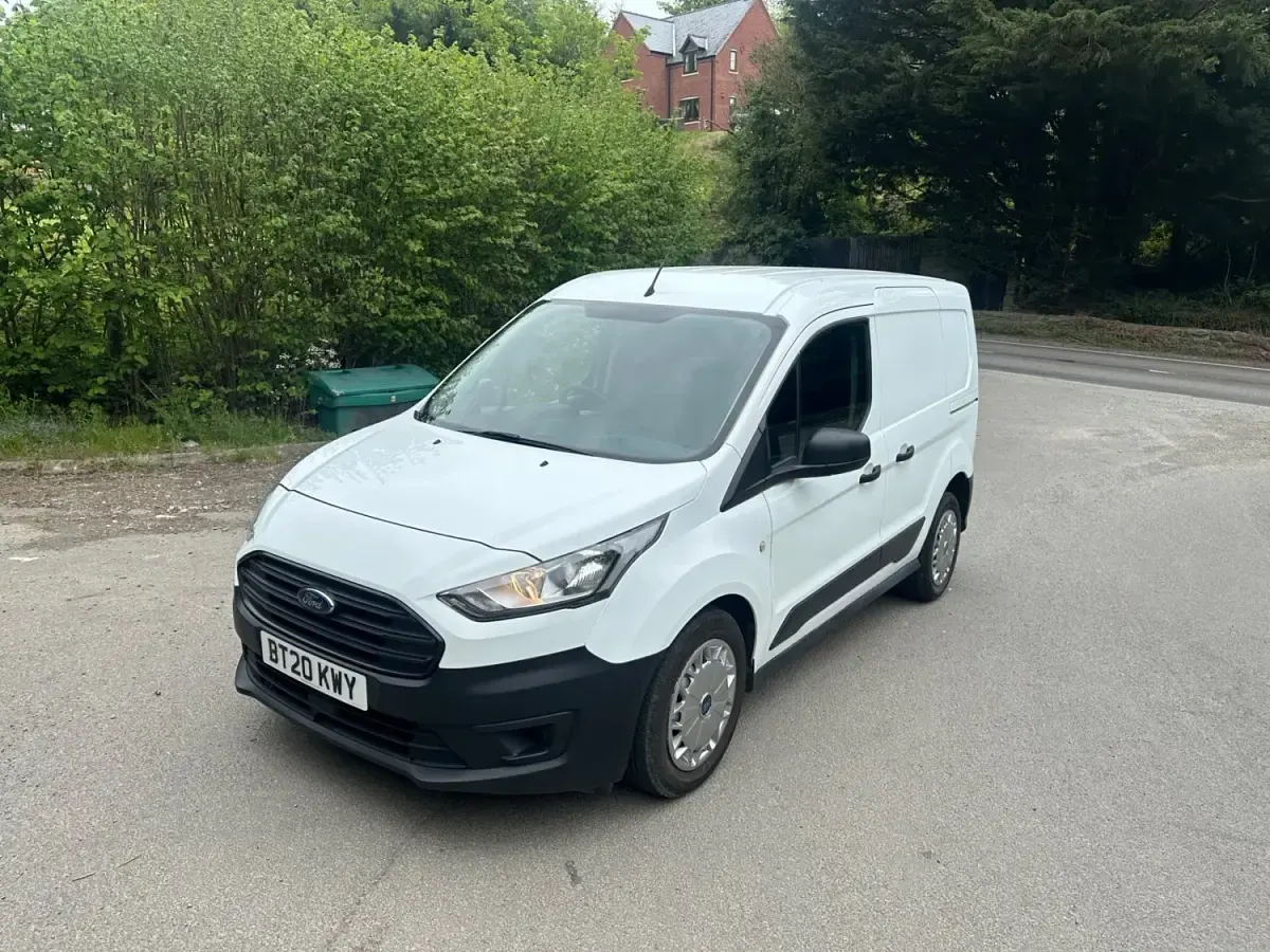 Usado Ford Transit Connect 100 HP (73 kW) 2020 Branco Monovolume