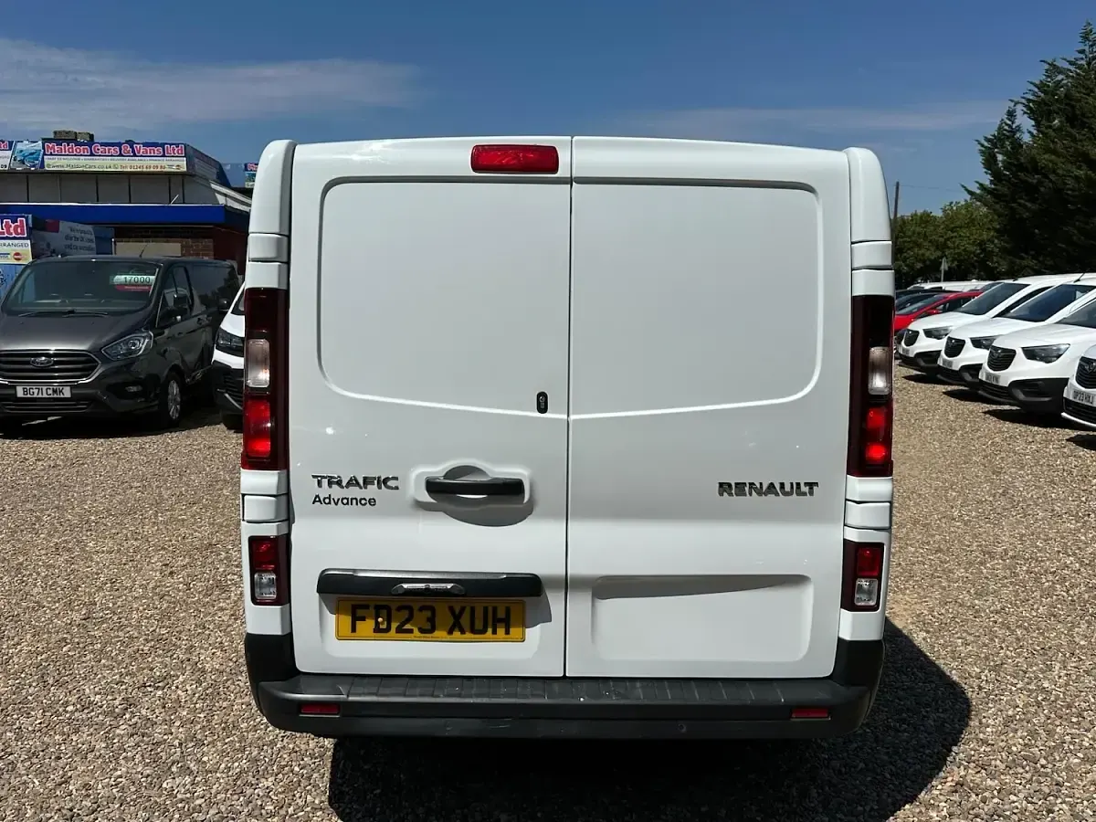 Used Renault Trafic 2023 White MPV