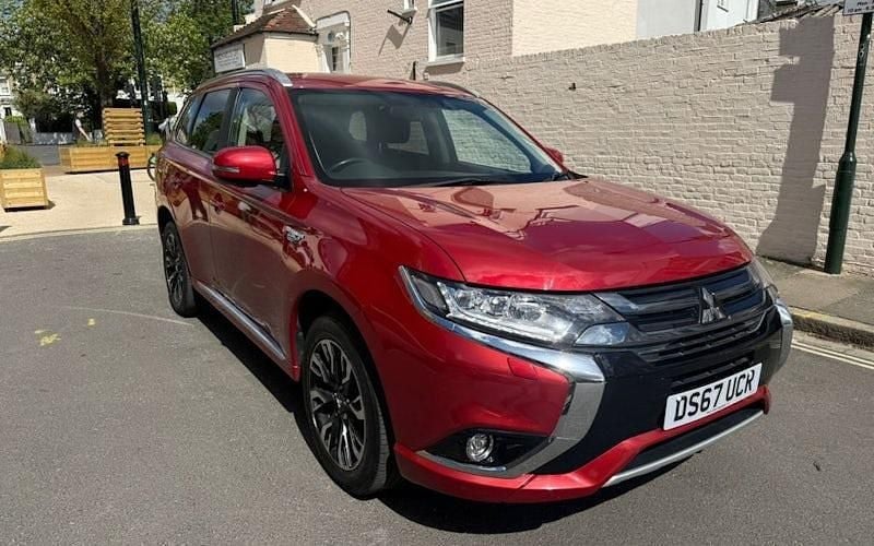 Used Mitsubishi Outlander P-HEV 203 HP (149 kW) 2018 Estate