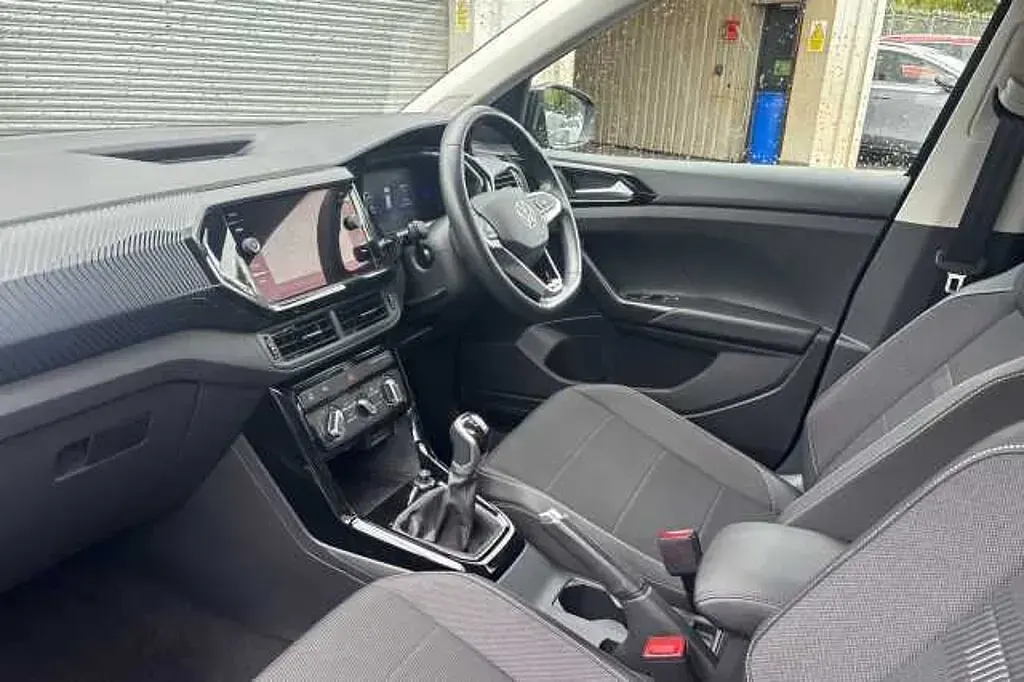 Second-hand VW T-Cross 95 CP (69 kW) 2022 SUV