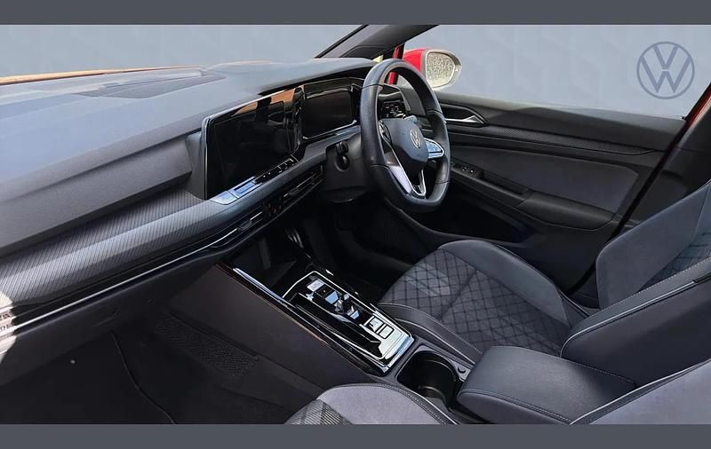 Used VW Golf VIII R-line 147 HP (108 kW) 2024 Red Hatchback