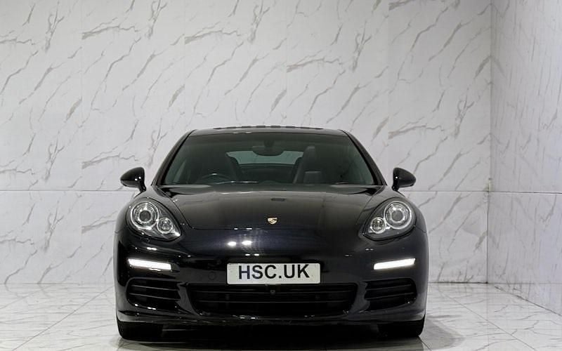 Used Porsche Panamera 416 HP (305 kW) 2015 Hatchback