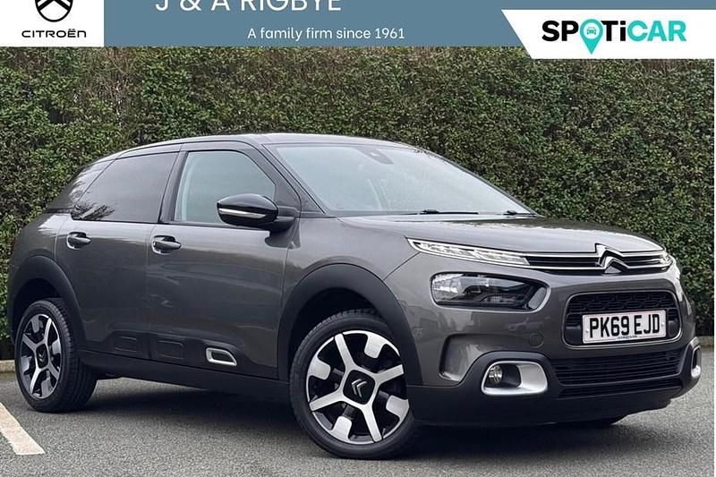 Used Citroën C4 Cactus Flair 128 HP (94 kW) 2019 Grey Hatchback
