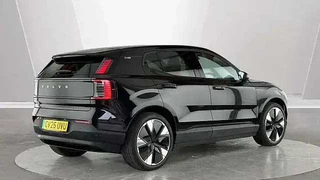 Used Volvo EX30 Performance 310 kW (422 HP) 2025 SUV