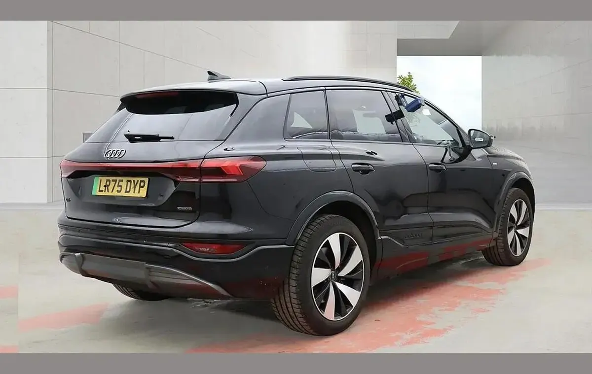 Used Audi Q6 e-tron S-Line 284 kW (387 HP) 2025 Black SUV