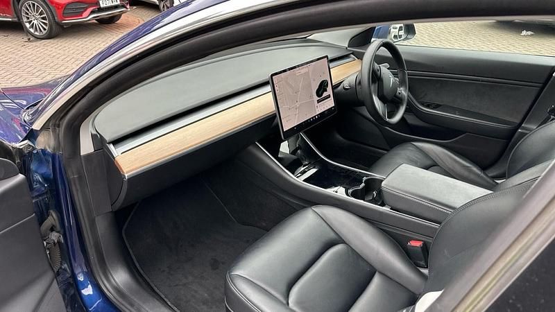 Used Tesla Model 3 Performance 82 kW (112 HP) 2020 Blue Sedan