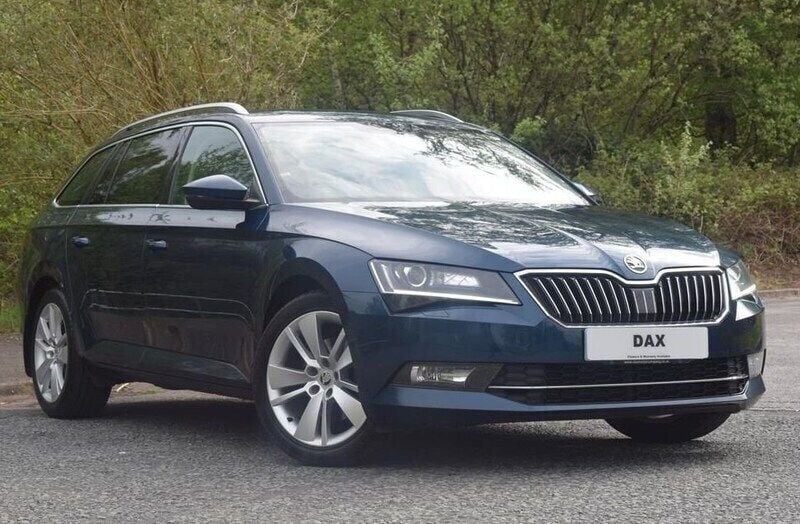 Blue Used 2018 Skoda Superb SE L Executive Estate | £11,364 (Good price) - Image 1/2