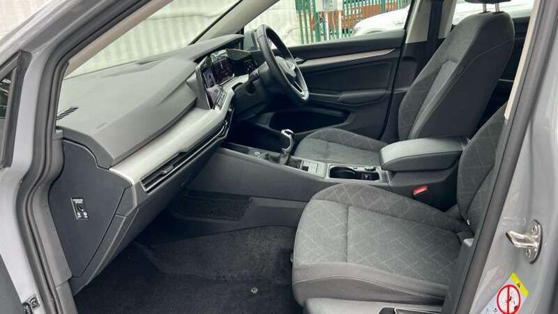 Image 2/4