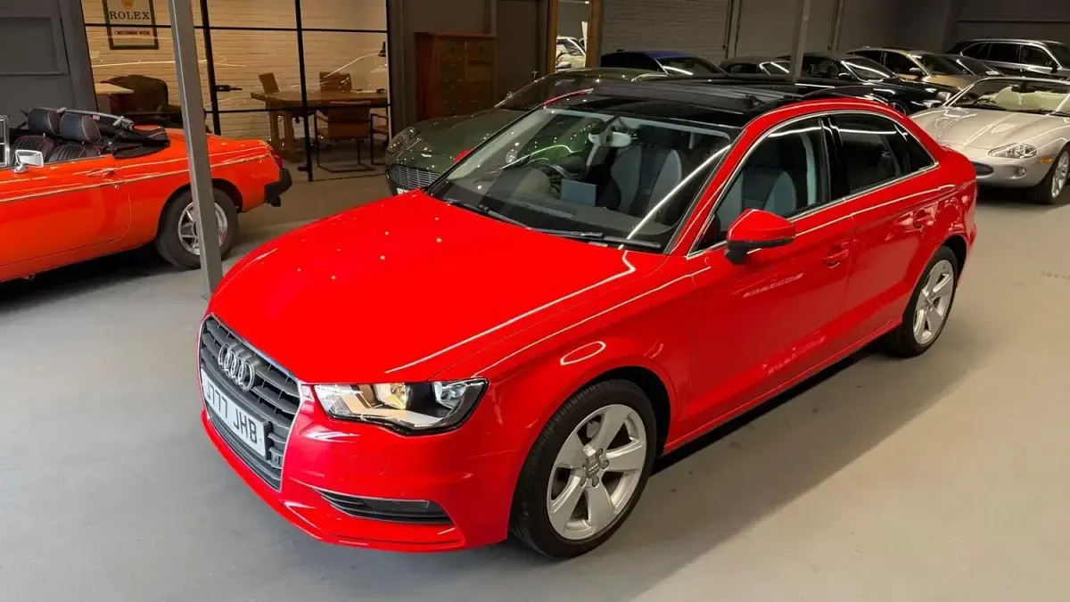 Used Audi A3 Sport 150 HP (110 kW) 2014 Red Sedan