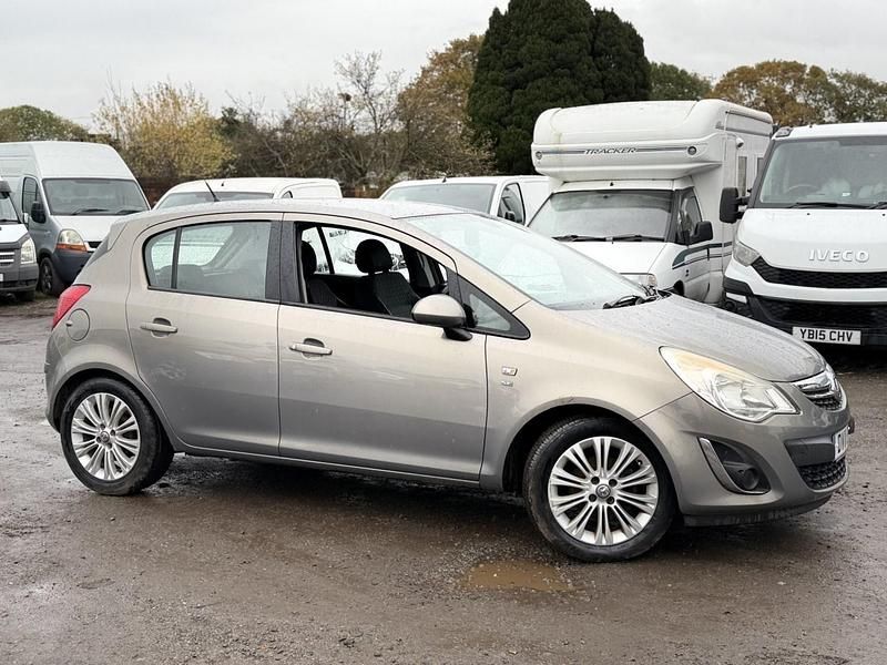 Used Vauxhall Corsa 85 HP (62 kW) 2011 Brown Hatchback