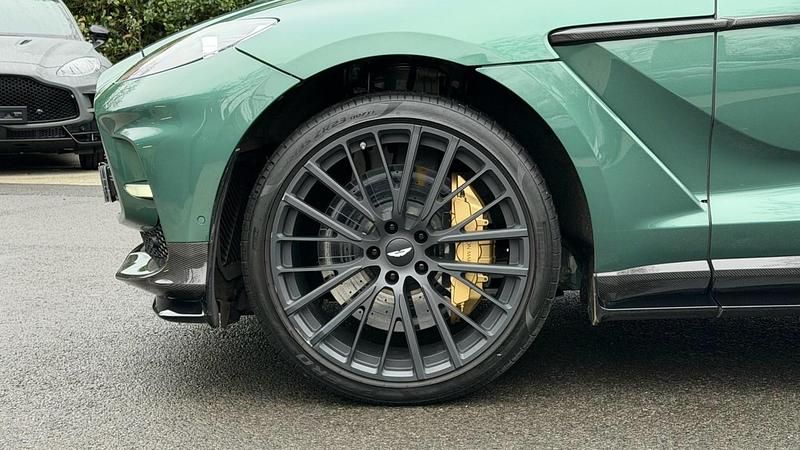 Used Aston Martin DBX 707 HP (519 kW) 2023 Green SUV
