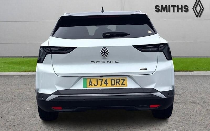 Used Renault Scenic E-Tech Techno 160 kW (218 HP) 2025 Arctic white/diamond black  SUV