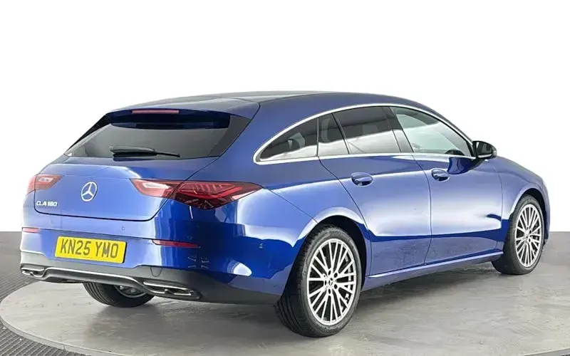 Used Mercedes CLA180 Executive 136 HP (100 kW) 2025 Estate