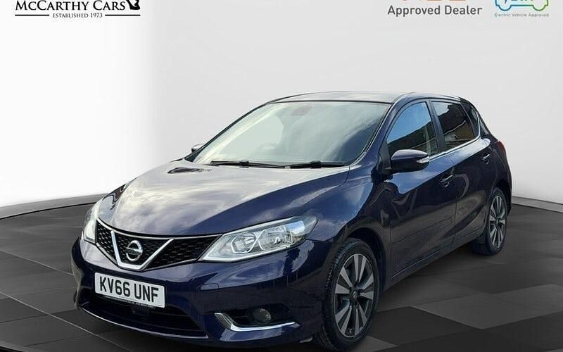 Metallic dark blue Used 2016 Nissan Pulsar N-Connecta Hatchback | £10,189 (Fair price) - Image 1/2