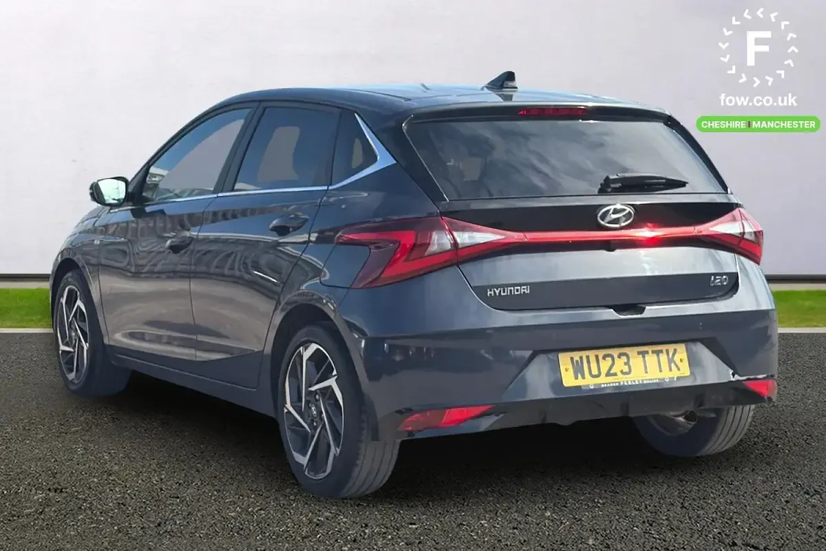 Used Hyundai i20 Premium 101 HP (74 kW) 2023 Grey Hatchback