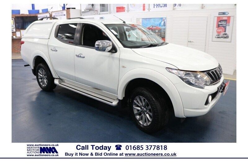 White Used 2018 Mitsubishi L200 Pickup | £10,700 (Super price) - Image 1/4