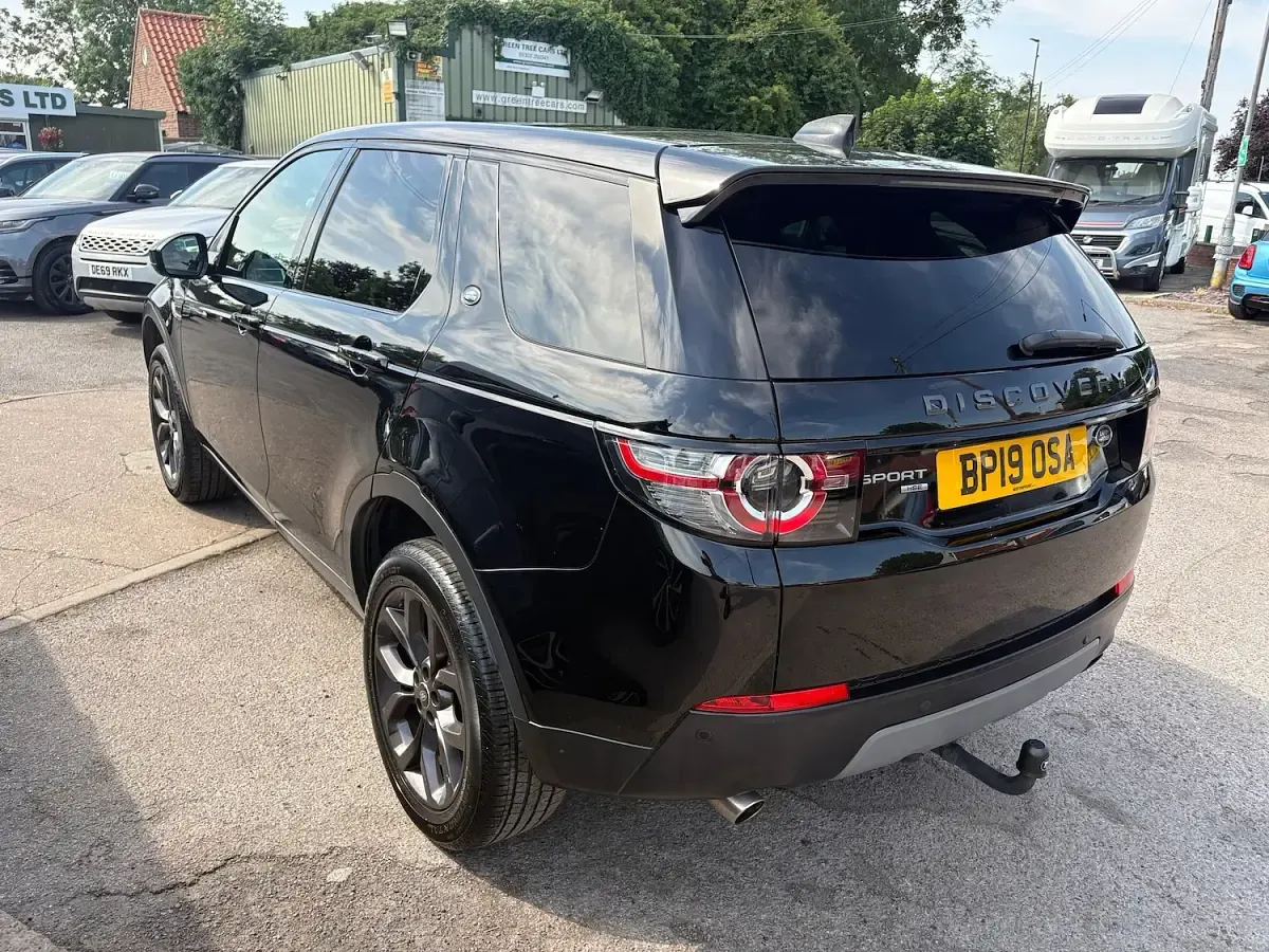 Used Land Rover Discovery 5 Landmark 2019 Black SUV