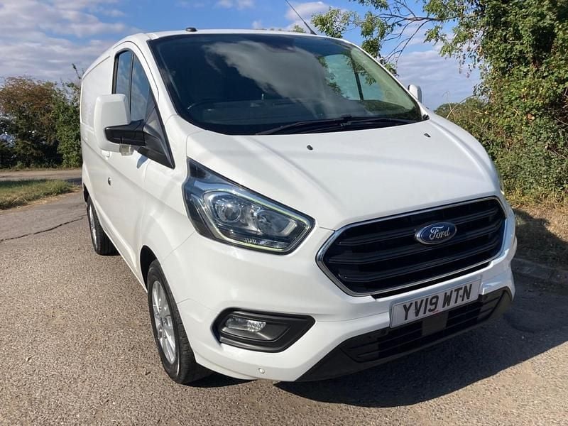 White Used 2019 Ford Transit Custom Limited Van | £10,490 (Super price) - Image 1/4