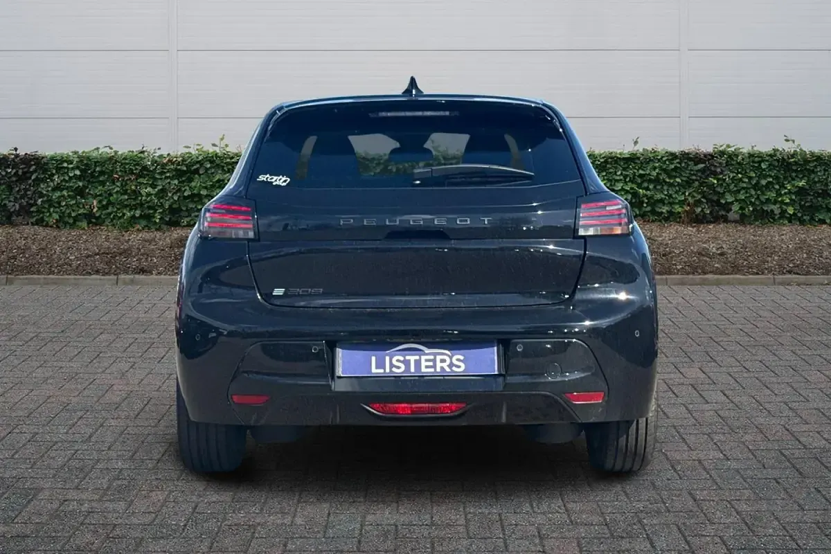Used Peugeot e-208 Allure 100 kW (136 HP) 2024 Black Hatchback