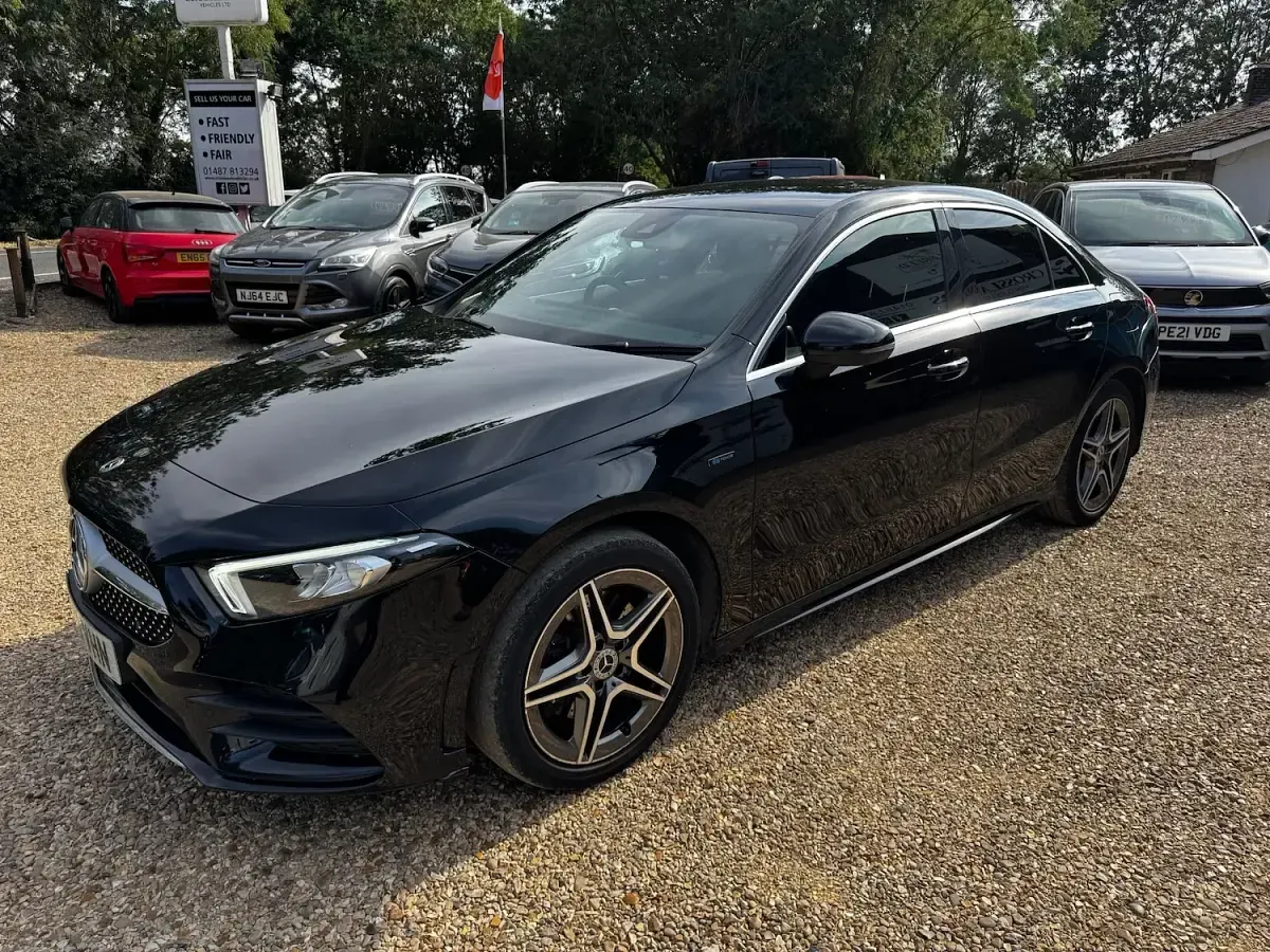 Used Mercedes A250 Executive 214 HP (157 kW) 2020 Black Sedan