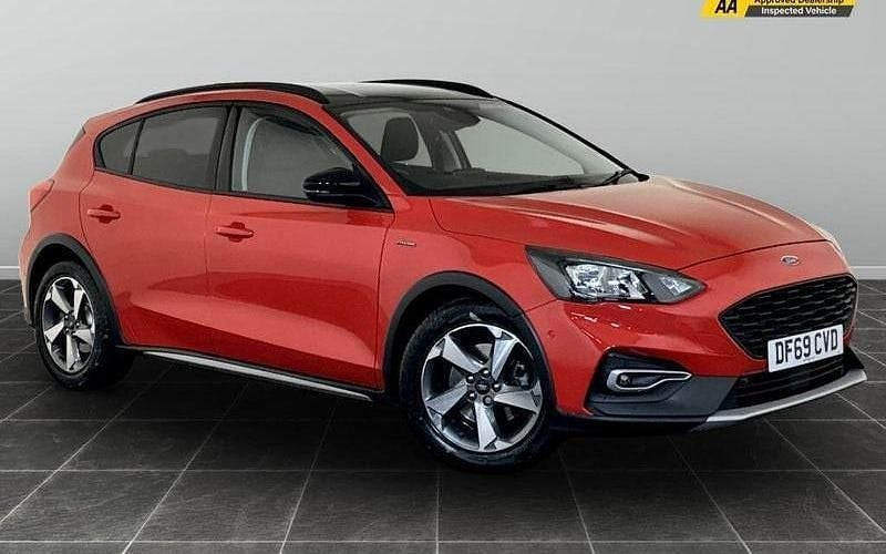 Red Used 2020 Ford Focus Active Hatchback | £12,495 (Good price) - Image 1/2