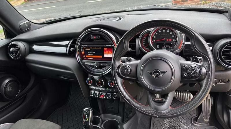 Used Mini John Cooper Works Hatch 231 HP (169 kW) 2020 Black Hatchback