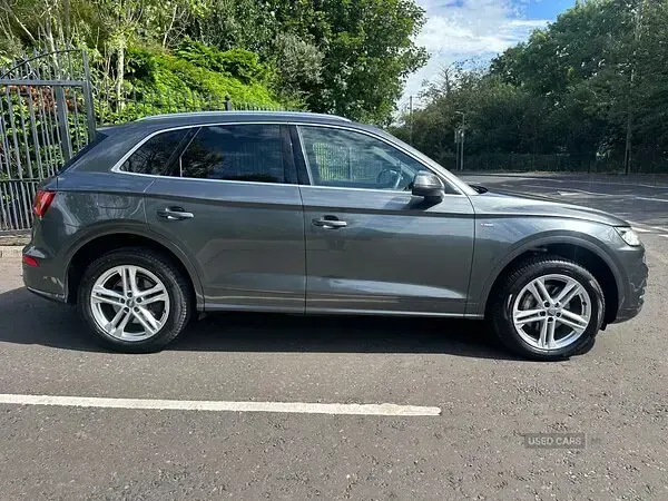 Used Audi Q5 S-Line 190 HP (139 kW) 2017 Grey SUV