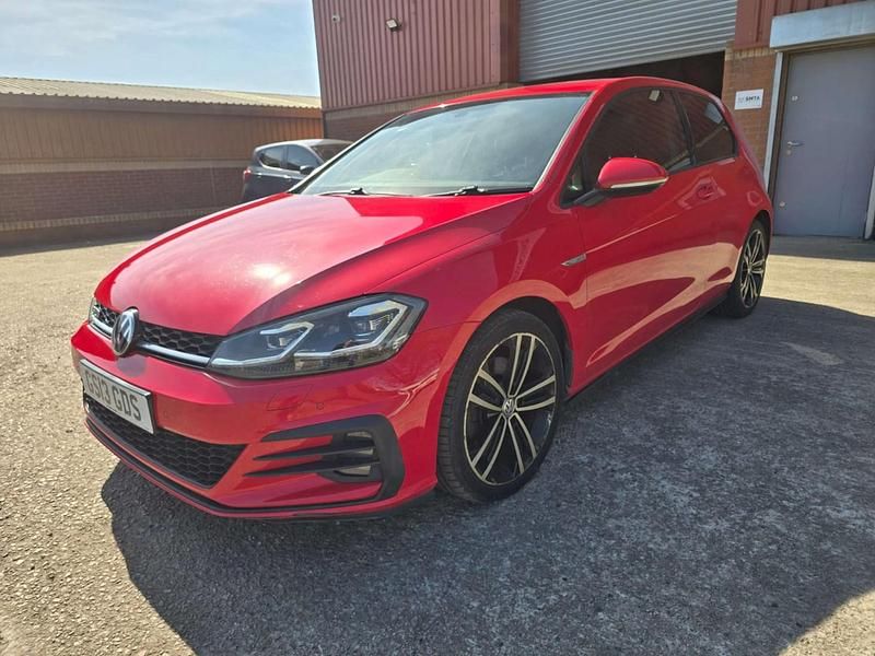 Usado VW Golf VII GTD 184 HP (135 kW) 2017 Vermelho Citadino