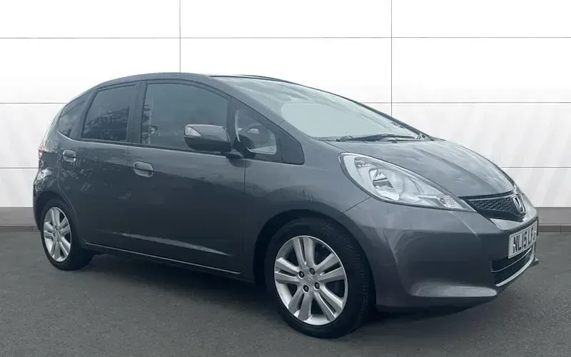 Second-hand Honda Jazz ES 100 CP (73 kW) 2015 Hatchback