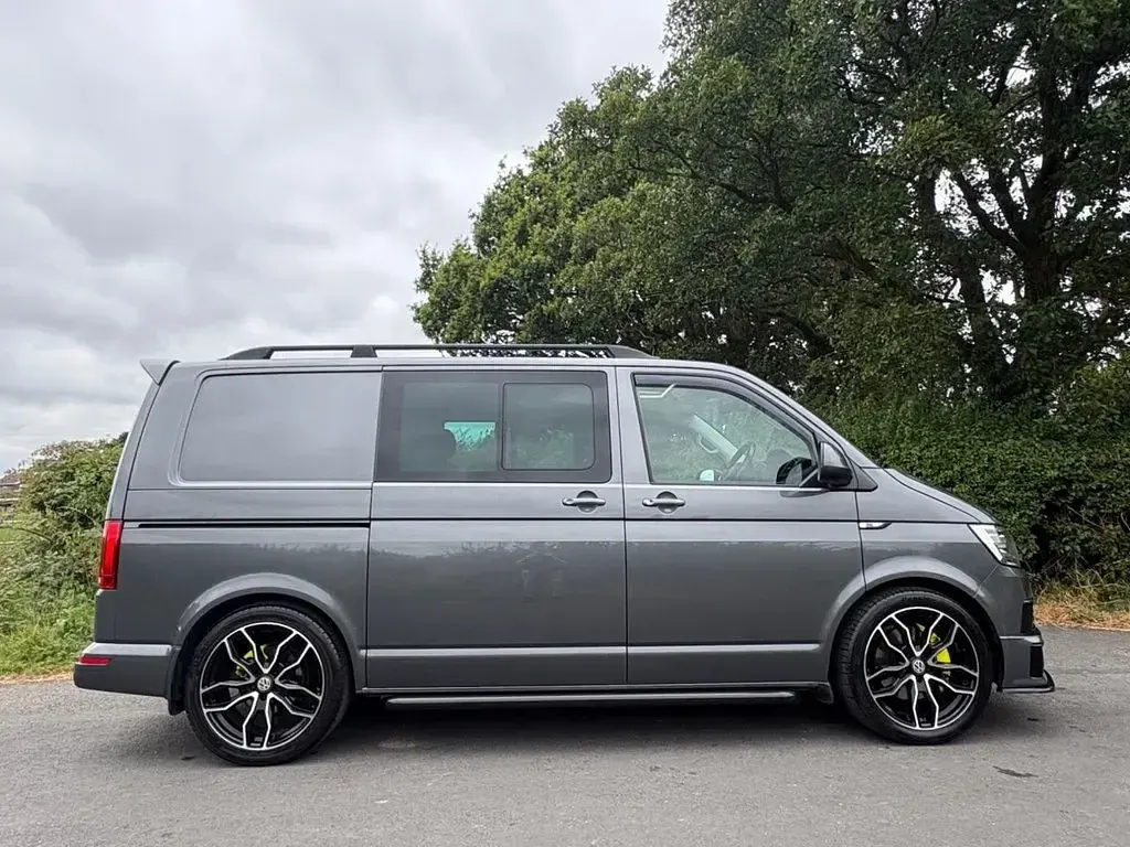 Used VW T6 Startline 201 HP (147 kW) 2017 Grey Van