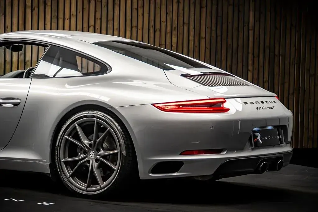 Used Porsche 911 Carrera T 370 HP (272 kW) 2018 Silver Coupe