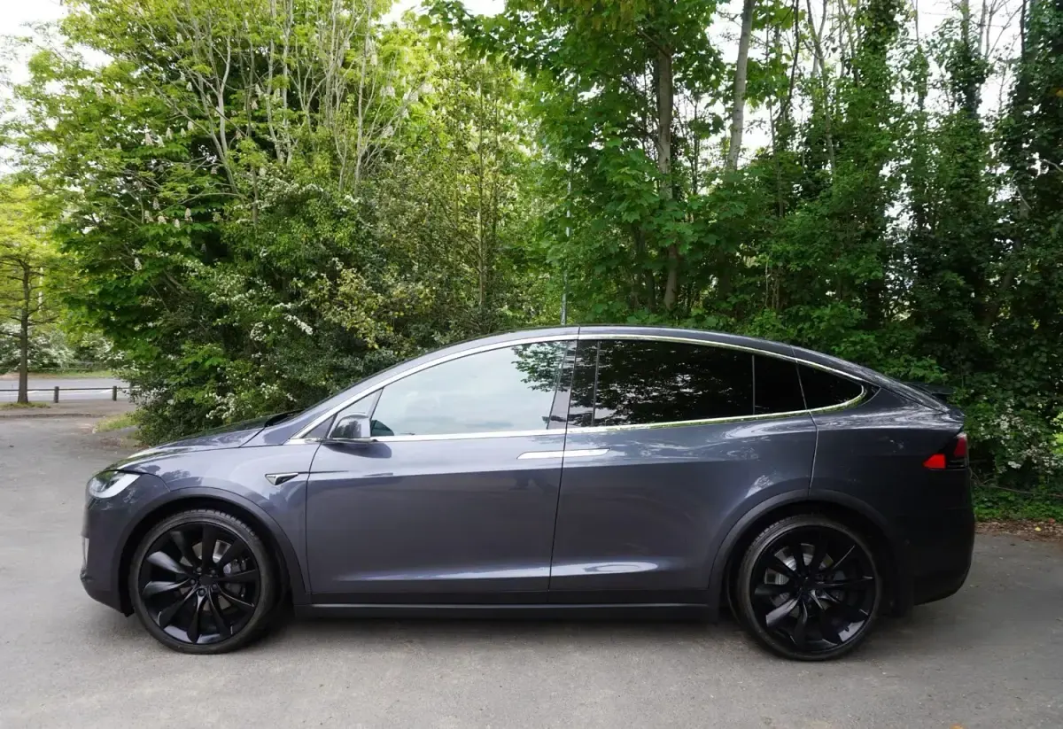 Używany Tesla Model X 448 kW (610 KM) 2018 Szary SUV
