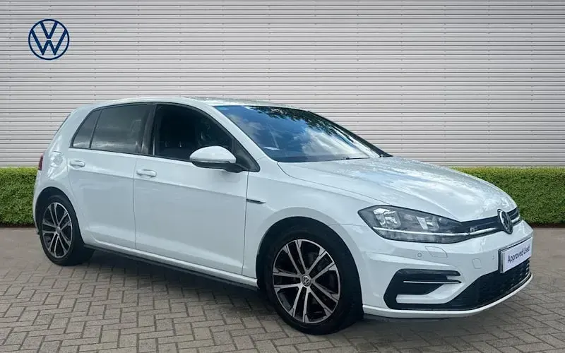 Used VW Golf VII R-line 150 HP (110 kW) 2019 Hatchback