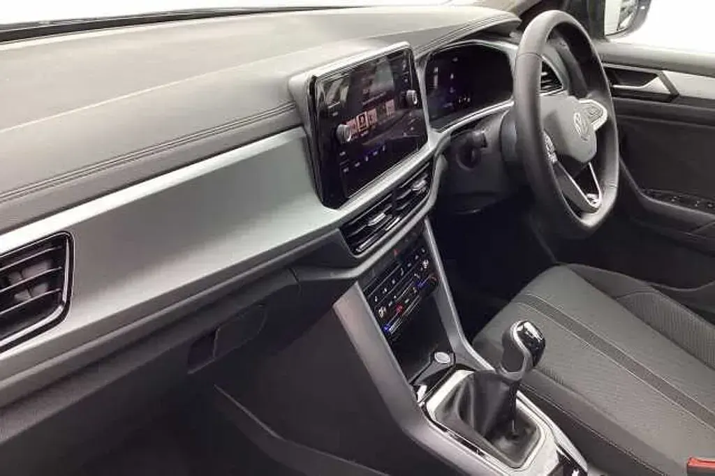 Used VW T-Roc Match 150 HP (110 kW) 2026 Black SUV
