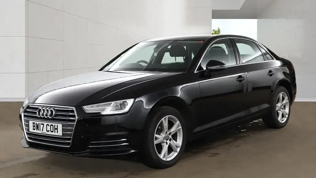 Used Audi A4 Sport 150 HP (110 kW) 2017 Black Sedan