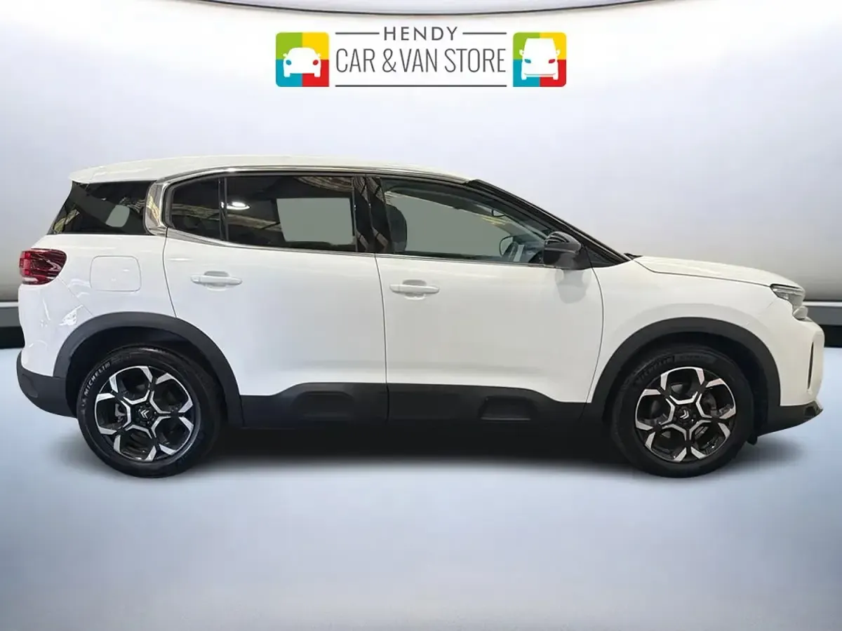 Used Citroën C5 PureTech 2023 White Hatchback