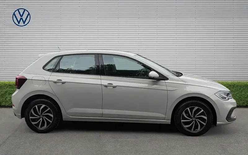 Used VW Polo Life 95 HP (69 kW) 2026 Hatchback