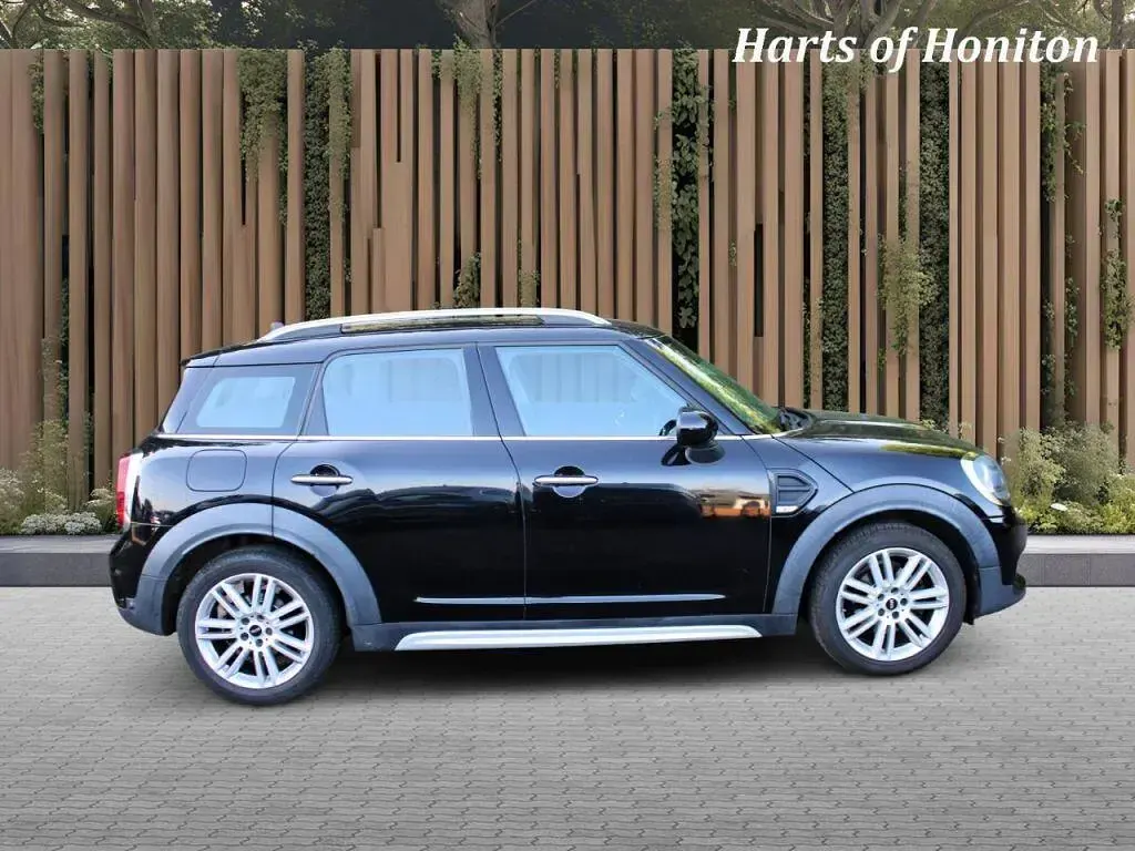 Used Mini Cooper Countryman 2017 Black SUV